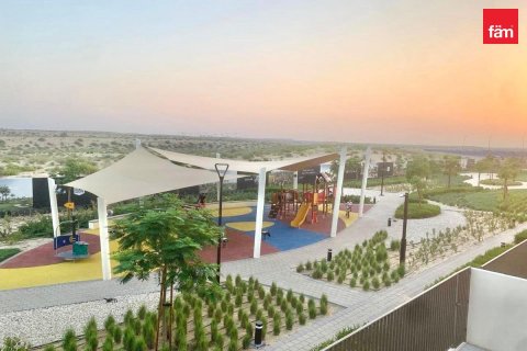 Townhouse de 4 dormitorios en Dubai, UAE No. 184467