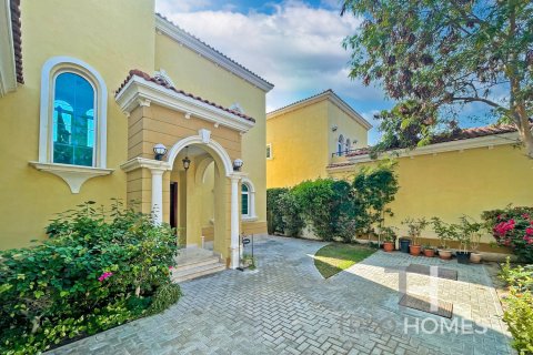 Villa de 3 dormitorios en Legacy, UAE No. 81829 2