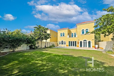 Villa de 3 dormitorios en Legacy, UAE No. 81829 4