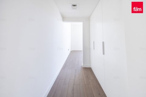 4 bedrooms Villa in Dubai, UAE No. 145310 15