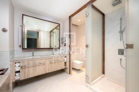 Квартира с 2 спальнями в Address Harbour Point, ОАЭ №193012 9