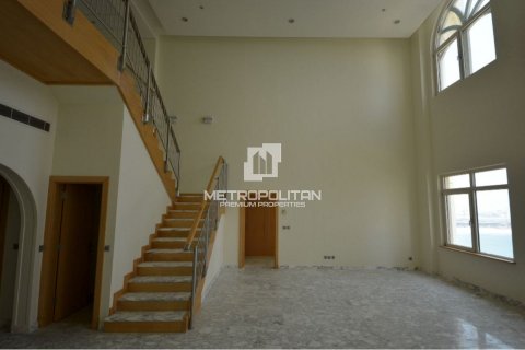 4 bedrooms Penthouse in Shoreline Apartments, UAE No. 78059 20
