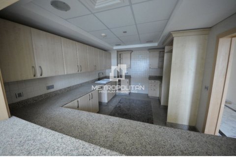4 bedrooms Penthouse in Shoreline Apartments, UAE No. 78059 2