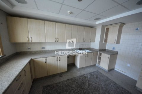 4 bedrooms Penthouse in Shoreline Apartments, UAE No. 78059 6