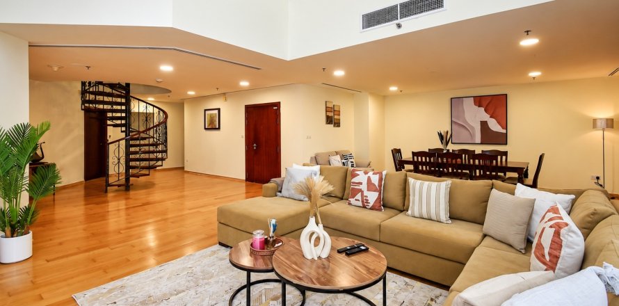 4 bedrooms Apartment in Jumeirah Beach Residence, UAE No. 208706