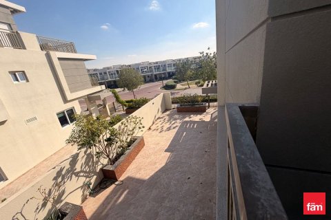 Таунхаус с 3 спальнями в Дубай, ОАЭ №141504 3