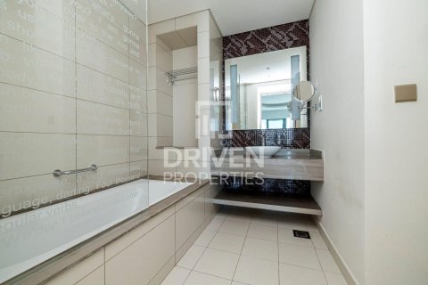 Квартира с 2 спальнями в DAMAC Towers by Paramount, ОАЭ №193386 13