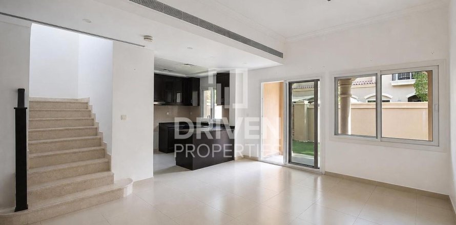 Villa de 2 chambres à Casa Dora, UAE No. 210022