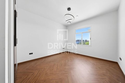 4 bedrooms Villa in Jumeirah 3, UAE No. 193364 6