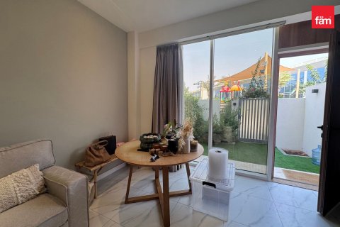 1 bedroom Townhouse in Dubai, UAE No. 169575