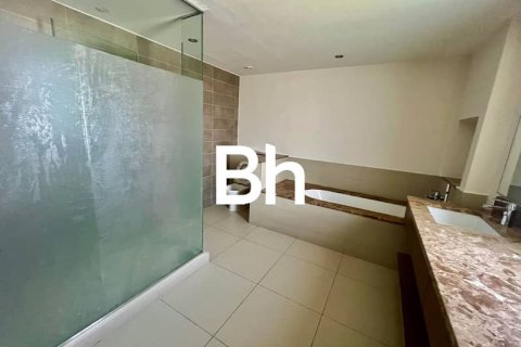 Villa de 5 dormitorios  No. 114435 5