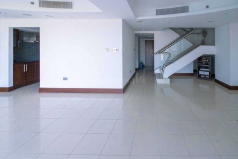 Квартира с 2 спальнями в World Trade Centre Residence, ОАЭ №164597 21