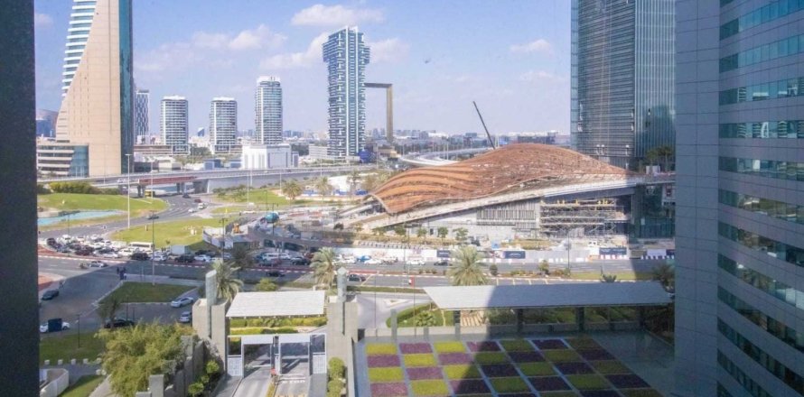 Квартира с 2 спальнями в World Trade Centre Residence, ОАЭ №164597