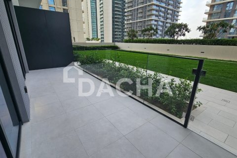 1 غرف نوم شقة في EMAAR Beachfront, الإمارات العربية المتحدة رقم 165694 11