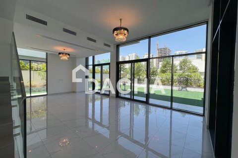 5 غرفة نوم  فيلا في Murooj Al Furjan, الإمارات العربية المتحدة رقم 165696 4
