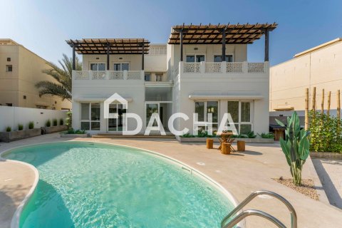 Villa de 5 dormitorios en Meadows, UAE No. 165691 3