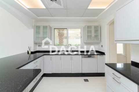 Villa de 5 dormitorios en Meadows, UAE No. 165691 14