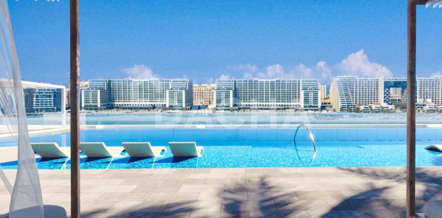 4 غرف نوم شقة في EMAAR Beachfront, الإمارات العربية المتحدة رقم 165695