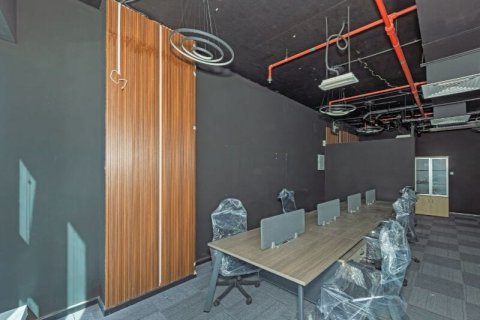 87m² Office in Al Manara Tower, UAE No. 143256 11