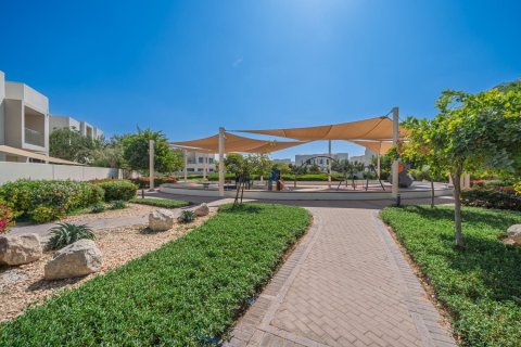 Townhouse de 3 dormitorios en Mira Oasis, UAE No. 143254 10