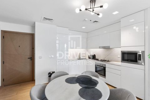 Квартира с 2 спальнями в Palace Residences, ОАЭ №193076 10