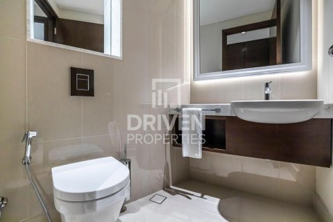 Квартира с 2 спальнями в The Address Residence Fountain Views, ОАЭ №193075 7