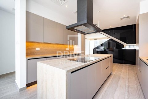 4 bedrooms Townhouse in Al Barari, UAE No. 193073 18