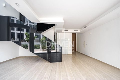 4 bedrooms Townhouse in Al Barari, UAE No. 193073