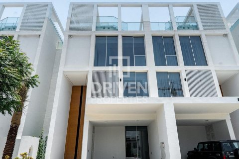 4 bedrooms Townhouse in Al Barari, UAE No. 193073 11