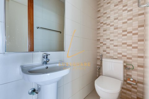 Квартира с 2 спальнями в Dubai Internet City, ОАЭ №164161 14