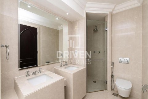 2 bedrooms Apartment in Downtown Dubai (Downtown Burj Dubai), UAE No. 201758 10