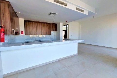 3 bedrooms Townhouse  No. 123698 12