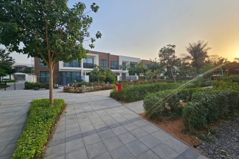 3 bedrooms Townhouse  No. 123698 30