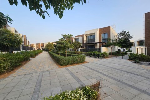 3 bedrooms Townhouse  No. 123698 29