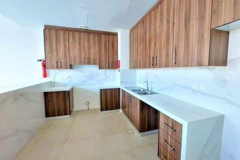 3 bedrooms Townhouse  No. 123698 9