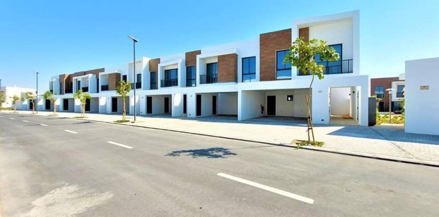 3 bedrooms Townhouse  No. 123698