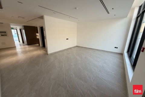 4 bedrooms Villa in Dubai, UAE No. 143628 3
