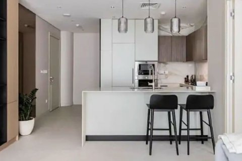 2 bedrooms Apartment in Dubai, UAE No. 143626 7