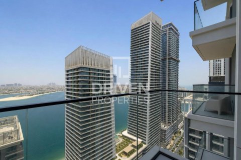 Квартира с 3 спальнями в EMAAR Beachfront, ОАЭ №191683 21