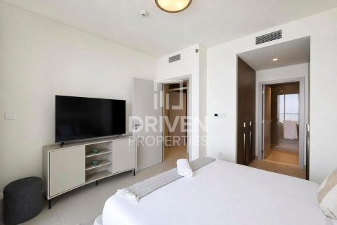 Квартира с 3 спальнями в EMAAR Beachfront, ОАЭ №191683 13