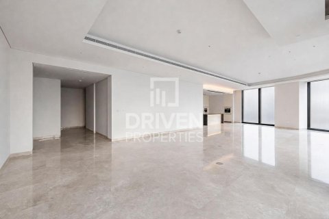 4 bedrooms Apartment in Opera District, UAE No. 191684 6