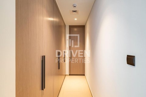 3 bedrooms Apartment in Opera District, UAE No. 191680 11