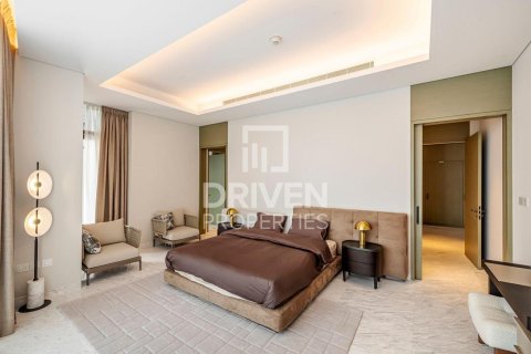 4 bedrooms Apartment in Opera District, UAE No. 191678 10