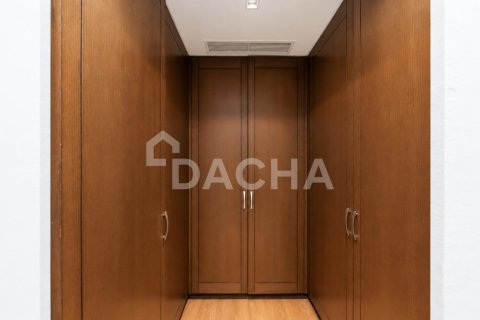 Квартира с 2 спальнями в Marina Residences, ОАЭ №207809 17