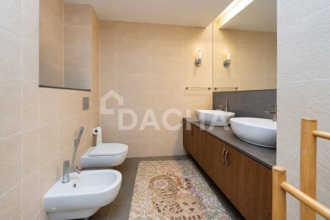 Квартира с 2 спальнями в Marina Residences, ОАЭ №207809 15