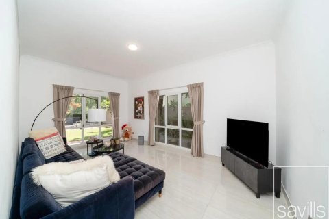 5 bedrooms Villa in Meadows, UAE No. 194576 19