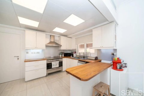 5 bedrooms Villa in Meadows, UAE No. 194576 15
