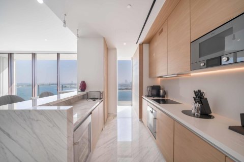 Apartment de 2 dormitorios en Atlantis The Royal Residences, UAE No. 89714 11