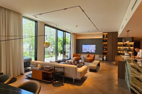 2 bedrooms Apartment in Dubai Land, UAE No. 165209 8