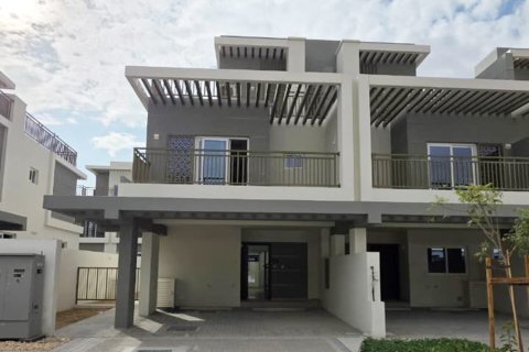 Townhouse de 3 dormitorios en DAMAC Hills (Akoya by DAMAC), UAE No. 148086 17